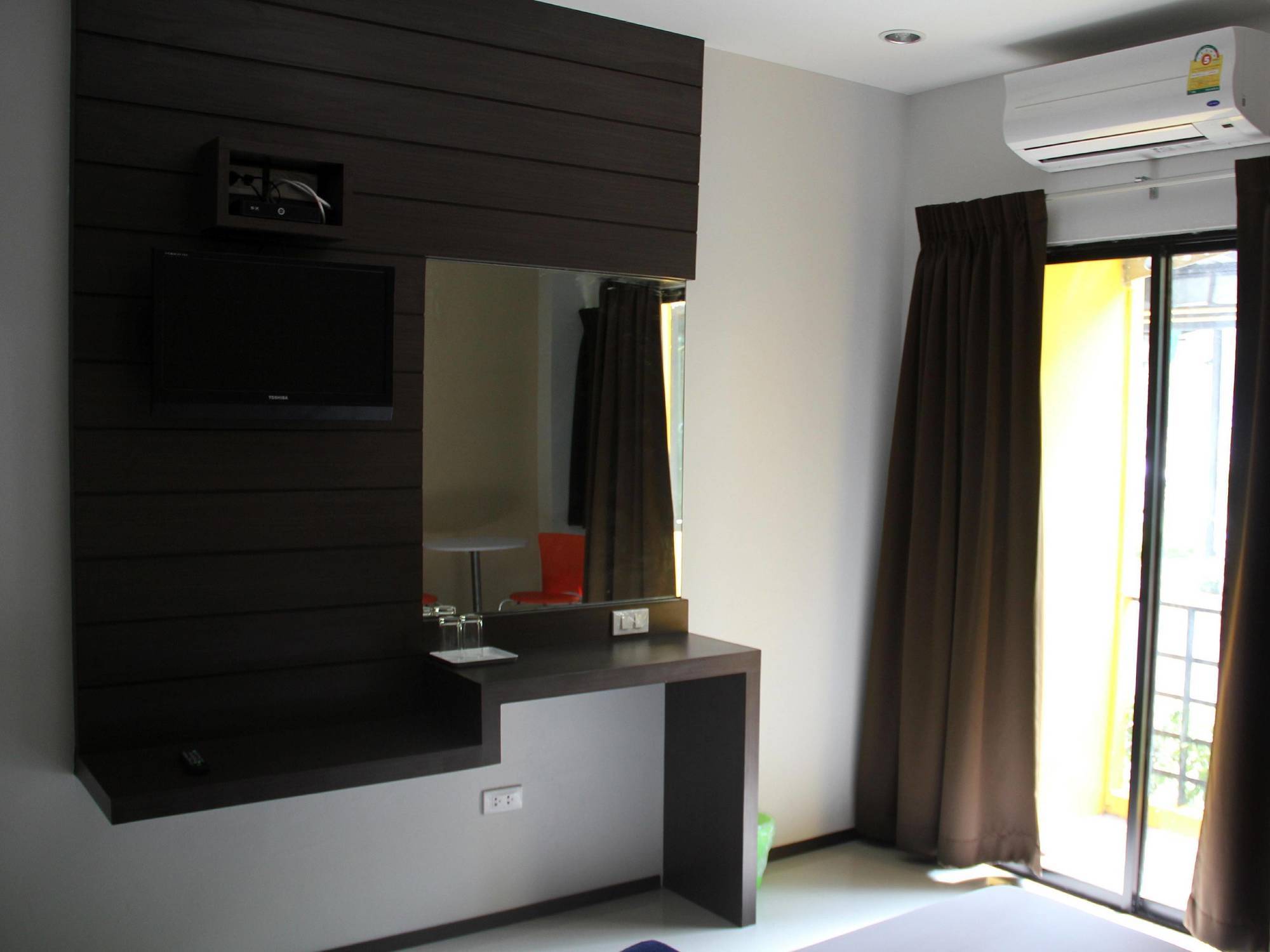 Paradise Resort Ban Nong Pla Lai Exterior photo