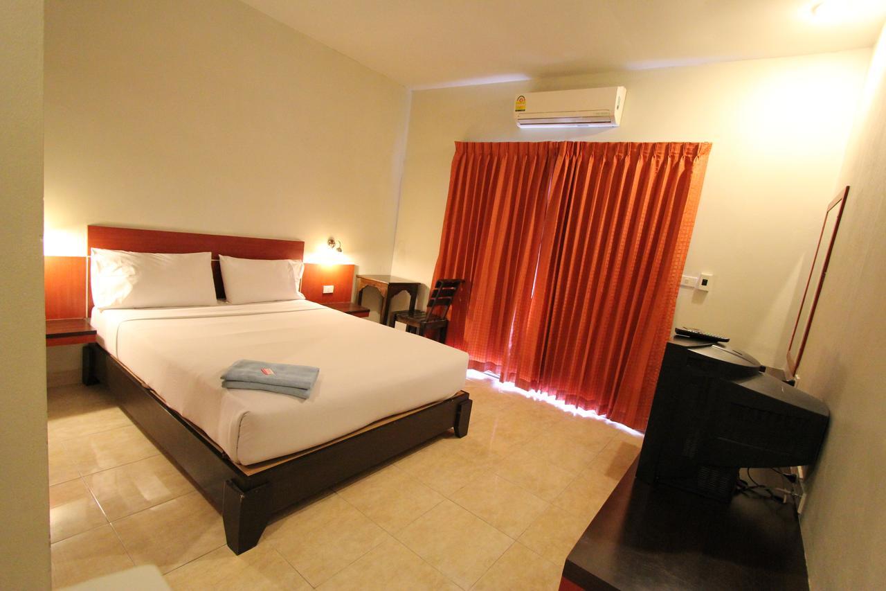 Paradise Resort Ban Nong Pla Lai Exterior photo